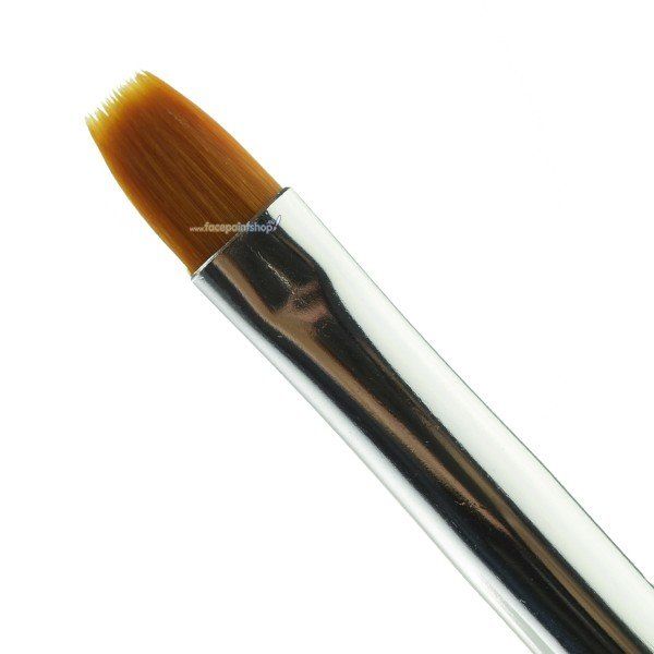 Ben Nye Flat Brush No. 7